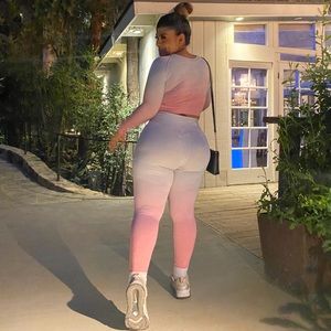 Pink ombré workout set